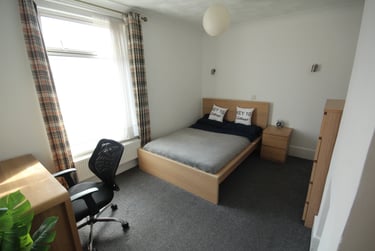 3 bed house, Percy Road, Southsea, Portsmouth, PO40BH - Image 3