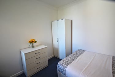 5 bed house, Francis Avenue, Southsea, Portsmouth, PO40HL - Image 9