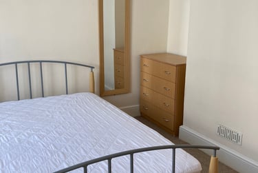 4 bed house, Reginald Road, Southsea, Portsmouth, PO49HL - Image 3