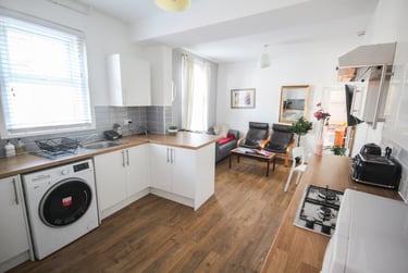 5 bed house, Apsley Road, University of portsmouth, Portsmouth, PO48RH - Image 2