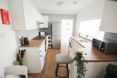 5 bed house, Jessie Road, Near university, Portsmouth, PO40EN - Image 1