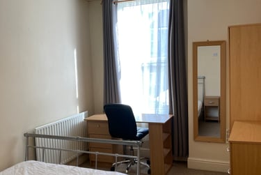 4 bed house, Reginald Road, Southsea, Portsmouth, PO49HL - Image 4