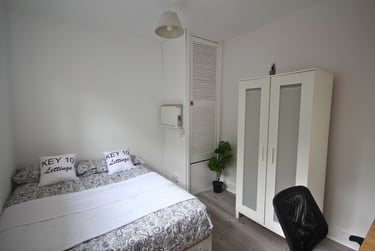 2 bed flat, Albert Road, Southsea, Portsmouth, PO40JT - Image 4