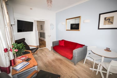 5 bed house, Fawcett Road (Popular Student Road), University of portsmouth, Portsmouth, PO40DP - Image 4