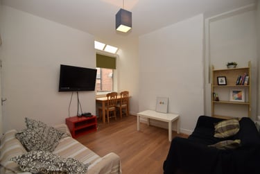 3 bed house, Braemar Road, Fallowfield, Manchester, M146PS - Image 1