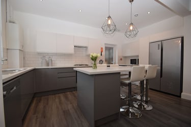 6 bed house, Great Western Street, Rusholme, Manchester, M144DS - Image 2