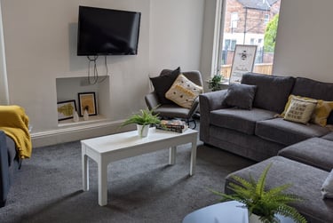 11 bed house, Parkfield Street, Rusholme, Manchester, M144PN - Image 1