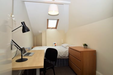 5 bed house, Platt Lane, Victoria Park, Manchester, M145XE - Image 7