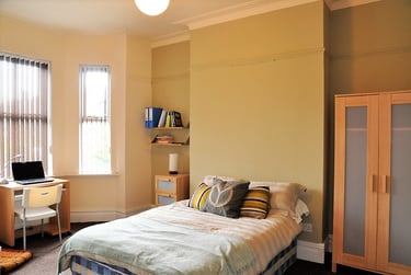 6 bed house, Belgrave Avenue, Victoria park, Manchester, M145DL - Image 2