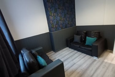 4 bed house, Clarendon road, Near university, Middlesbrough, TS13DW - Image 4