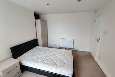 2 bed flat, Bayswater Road, University of plymouth, Plymouth, PL15BU - Image 2