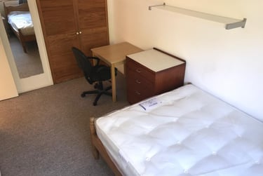 4 bed house, Little Breach, City Centre, Chichester, PO195TZ - Image 8