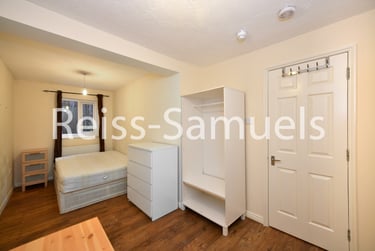 6 bed house, Ambassador Square, Isle of Dogs, London, E149UX - Image 11