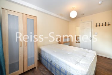 6 bed house, Ambassador Square, Isle of Dogs, London, E149UX - Image 12