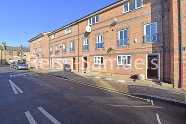 5 bed house, Cahir Street, Isle of Dogs, London, E143QR - Image 4