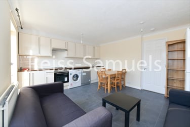 5 bed house, Cahir Street, Isle of Dogs, London, E143QR - Image 1
