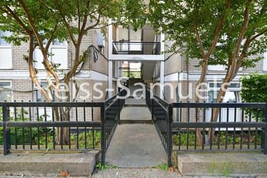 3 bed flat, Glengarnock Avenue, Isle of Dogs, London, E143BP - Image 3