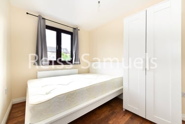 6 bed house, Manchester Road, Isle of Dogs, London, E143BE - Image 8