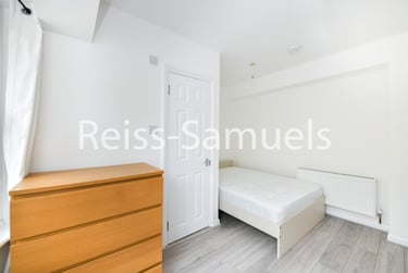 6 bed house, Ferry Street, Isle of Dogs, London, E143DT - Image 12
