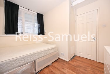 4 bed flat, Forsyth Gardens, Kennington, London, SE173NE - Image 9