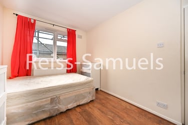 4 bed flat, Forsyth Gardens, Kennington, London, SE173NE - Image 14