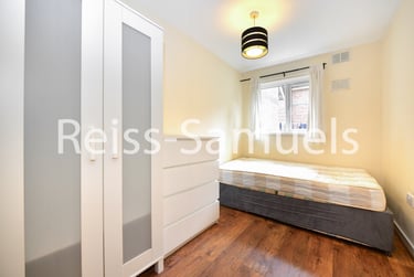 3 bed flat, Ambassador Square, Isle of Dogs, London, E149UX - Image 12