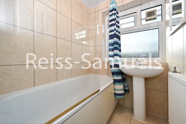 4 bed flat, Lorrimore Road, Kennington, London, SE173NA - Image 13