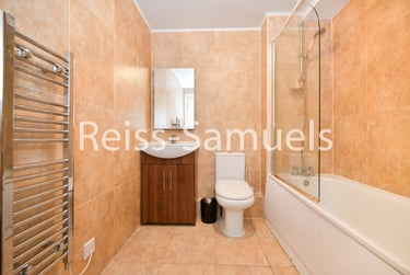 2 bed flat, Westferry Road, Canary Wharf, London, E148LS - Image 9