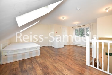 6 bed house, Ambassador Square, Isle of Dogs, London, E149UX - Image 2