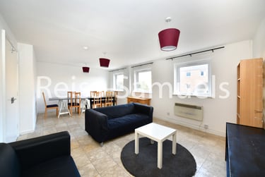 7 bed house, Cyclops Mews, Isle of Dogs, London, E143UA - Image 1