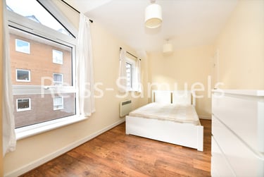 5 bed house, Cyclops Mews, Isle of Dogs, London, E143UA - Image 1