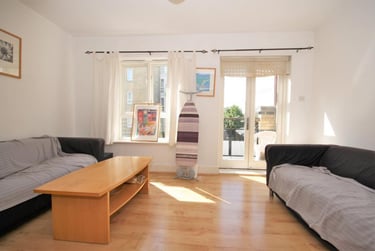 4 bed house, Ferry Street, Isle of Dogs, London, E143DT - Image 4
