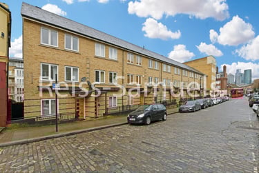5 bed house, Ferry Street, Isle of Dogs, London, E143DT - Image 1
