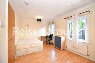 5 bed house, Lockesfield Place, Isle of Dogs, London, E143AH - Image 10