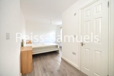 6 bed house, Lockesfield Place, Isle of Dogs, London, E143AJ - Image 14