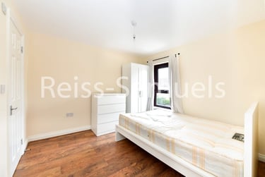 6 bed house, Manchester Road, Isle of Dogs, London, E143BE - Image 9