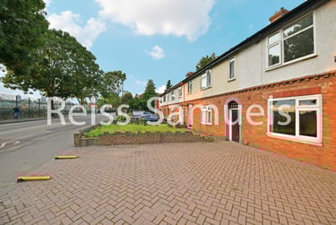 4 bed house, Manor Road, Canning Town, London, E153AN - Image 1