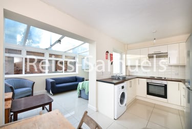 5 bed house, Barnfield Place, Isle of Dogs, London, E149YA - Image 2