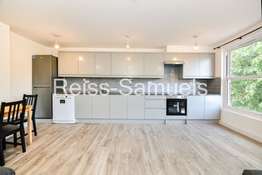6 bed house, Lockesfield Place, Isle of Dogs, London, E143AJ - Image 1