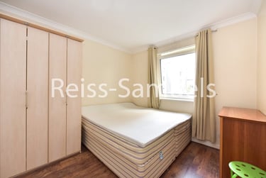 3 bed flat, Boardwalk Place, Poplar, London, E145SE - Image 11