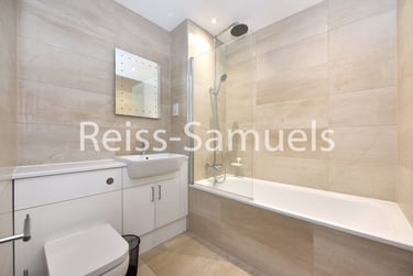 3 bed flat, Boardwalk Place, Poplar, London, E145SE - Image 13