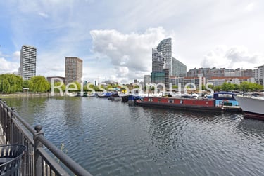 3 bed flat, Boardwalk Place, Poplar, London, E145SE - Image 15