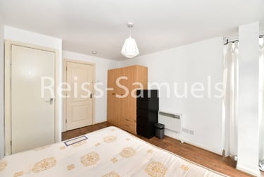 3 bed flat, Eleanor Close, Surrey Quays, London, SE166PW - Image 6