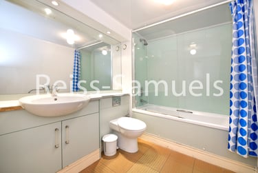 2 bed flat, Newton Place, Isle of Dogs, London, E143TT - Image 9