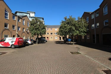 5 bed house, Cyclops Mews, Isle of Dogs, London, E143UA - Image 1