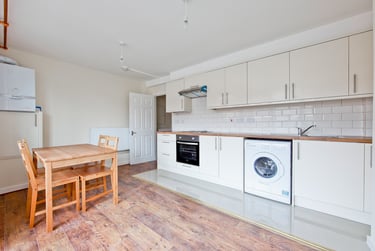 4 bed flat, Harper Road, Elephant & Castle, London, SE16QD - Image 3