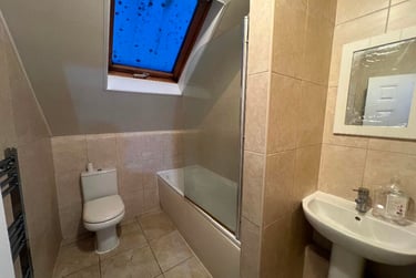 3 bed flat, Uxbridge Road, Hayes, London, UB40RL - Image 5