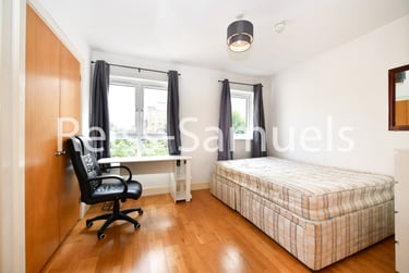 6 bed house, St. Davids Square, Isle of Dogs, London, E143WA - Image 8