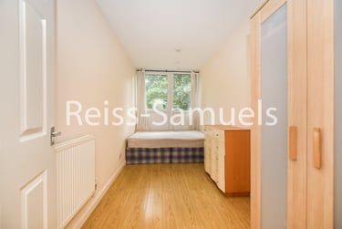 4 bed flat, Dorset Road, Stockwell, London, SW81AQ - Image 9
