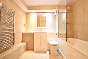 3 bed flat, Newton Place, Isle of Dogs, London, E143TT - Image 4